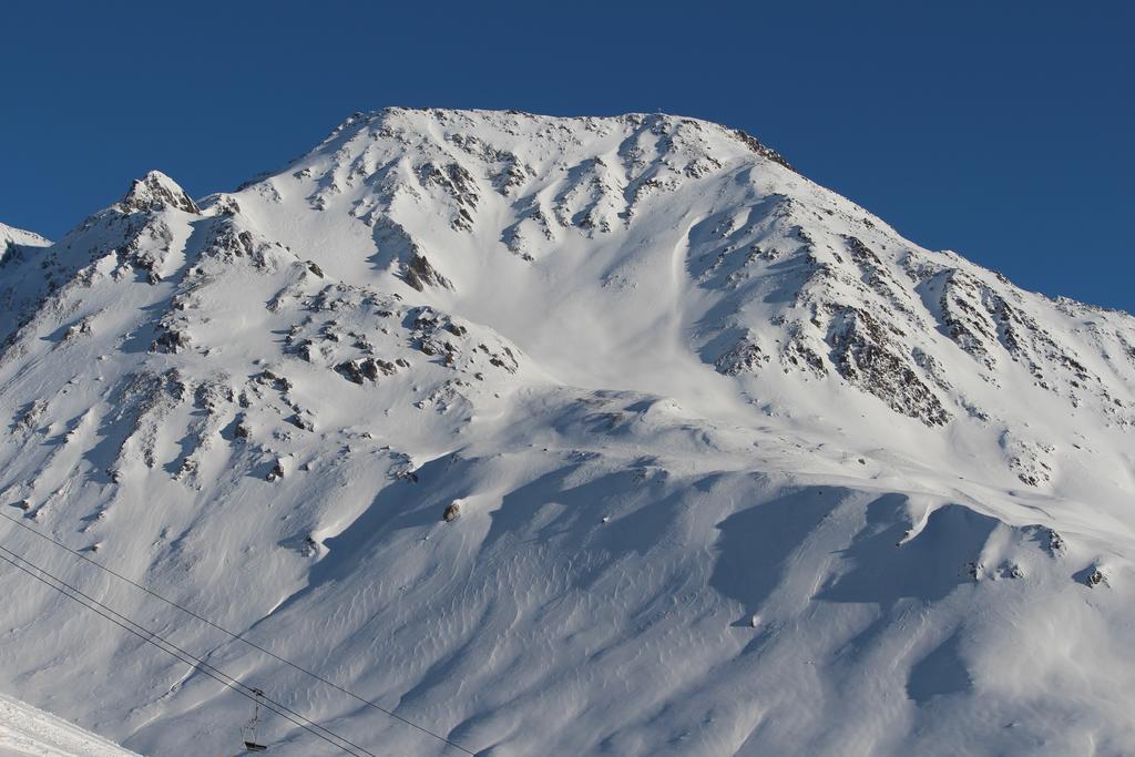 Bnb Bellavista Apartment Andermatt Εξωτερικό φωτογραφία